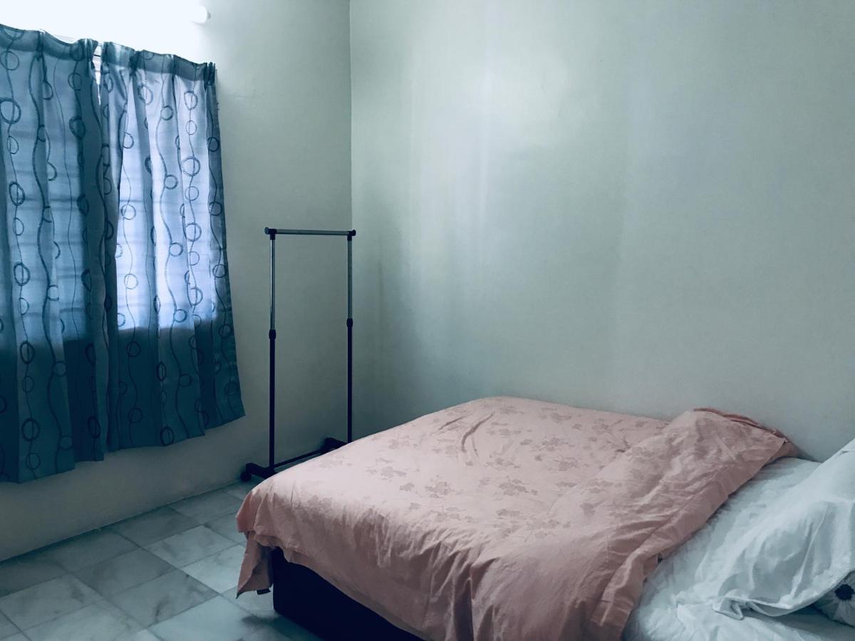 Cozy And Comfortable Homestay In สุไหงซีปุต ภายนอก รูปภาพ