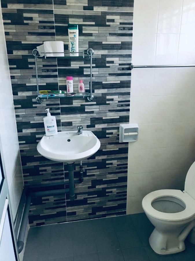 Cozy And Comfortable Homestay In สุไหงซีปุต ภายนอก รูปภาพ